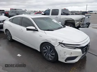 2019 Honda Insight Touring z VIN 19XZE4F92KE010836, wystawiony jako IAAI lot #41900973 z przebiegiem 212 932 mil mil oraz . Historia ofert i sprzedaży dostępna na DreamBid. Obrazek 1.
