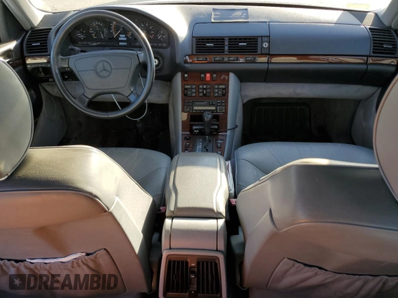 1995 Mercedes-Benz S 320 with VIN WDBGA32E8SA252144, listed as a Copart auction lot 77053484 with 126,534 mi miles and Clean Title. Bid and sale history available at DreamBid. Image 8.