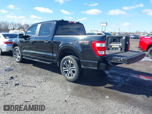 2023 Ford F-150 XL with VIN 1FTFW1E5XPKD67683, listed as a IAAI auction lot 41601078 with 32,433 mi miles. Bid and sale history available at carsss.com. Image 3.