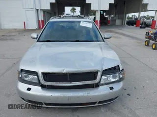 2000 Audi A4 с VIN WAUKH68D8YA046223, выставлен на аукционе IAAI как лот 41258422 с пробегом 287 598 миль миль и . История ставок и продаж доступна на DreamBid. Изображение 13.