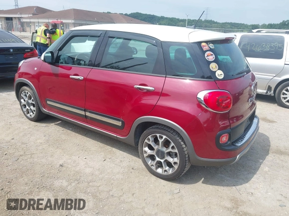 2015 FIAT 500L Urbana Trekking z VIN ZFBCFADH6FZ030774, wystawiony jako IAAI lot #42687006 z przebiegiem 76 193 mil mil oraz . Historia ofert i sprzedaży dostępna na DreamBid. Obrazek 3.