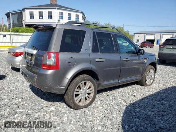 2010 Land Rover LR2 HSE z VIN SALFT2BN2AH199411, wystawiony jako Copart lot #47310435 z przebiegiem 142 505 mil mil oraz Czysty tytuł • Clean title. Historia ofert i sprzedaży dostępna na DreamBid. Obrazek 3.