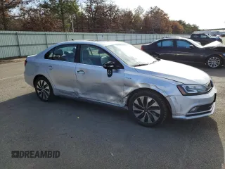 2015 Volkswagen Jetta Sedan Hybrid SEL Premium with VIN 3VW637AJ7FM310554, listed as a Copart auction lot 79337953 with 115,248 mi miles. Bid and sale history available at carsss.com. Image 4.