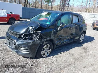 2017 Chevrolet Trax LS with VIN 3GNCJKSB0HL158137, listed as a IAAI auction lot 41856941 with 33,619 mi miles. Bid and sale history available at carsss.com. Image 17.