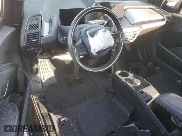 2021 BMW i3 with VIN WBY8P2C03M7H98241, listed as a Copart auction lot 82617824 with 0 mi miles and Salvage Title. Bid and sale history available at carsss.com. Image 8.