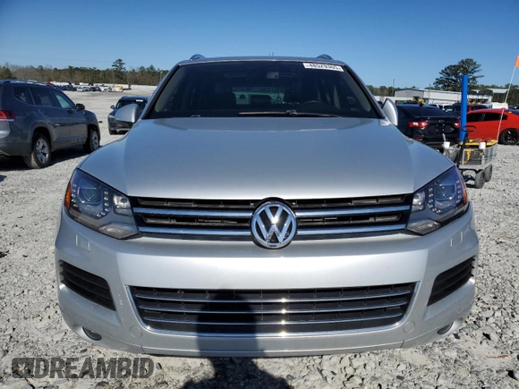 2011 Volkswagen Touareg Sport with VIN WVGFF9BPXBD000778, listed as a Copart auction lot 48529305 with 84,013 mi miles and Non Repairable. Bid and sale history available at DreamBid. Image 5.