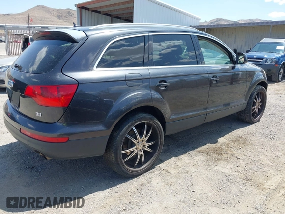2008 Audi Q7 Premium z VIN WA1BY74L88D032241, wystawiony jako IAAI lot #42594263 z przebiegiem 187 924 mil mil oraz . Historia ofert i sprzedaży dostępna na DreamBid. Obrazek 4.