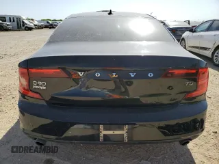 2018 Volvo S90 Momentum with VIN LVY982AK2JP019985, listed as a Copart auction lot 52828415 with 113,029 mi miles and Clean Title. Bid and sale history available at carsss.com. Image 6.