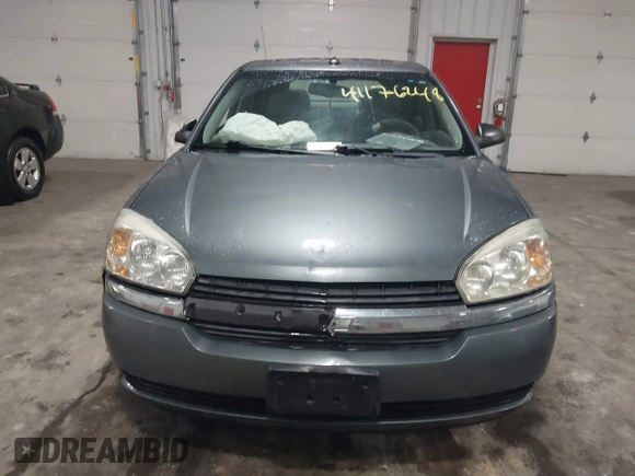 2004 Chevrolet Malibu Maxx LS with VIN 1G1ZT64814F167044, listed as a IAAI auction lot 41176248 with 187,962 mi miles. Bid and sale history available at carsss.com. Image 12.