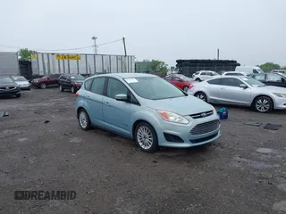 2013 Ford C-Max SE z VIN 1FADP5AUXDL505162, wystawiony jako IAAI lot #42364165 z przebiegiem 91 308 mil mil oraz . Historia ofert i sprzedaży dostępna na DreamBid. Obrazek 1.