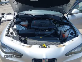 2019 Alfa Romeo Giulia Ti z VIN ZARFANBN6K7609476, wystawiony jako IAAI lot #42343594 z przebiegiem 28 848 mil mil oraz . Historia ofert i sprzedaży dostępna na DreamBid. Obrazek 10.