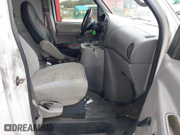 2001 Ford Econoline Cargo with VIN 1FTRE14261HA22632, listed as a IAAI auction lot 41202164 with 153,412 mi miles and . Bid and sale history available at DreamBid. Image 5.