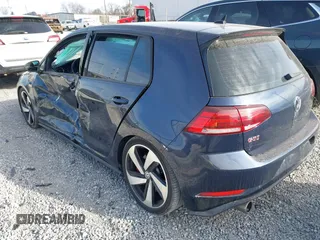 2019 Volkswagen GTI S z VIN 3VW5T7AU9KM031316, wystawiony jako IAAI lot #41377435 z przebiegiem Nie podano mil oraz . Historia ofert i sprzedaży dostępna na DreamBid. Obrazek 3.