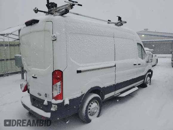 2020 Ford Transit Cargo with VIN 1FTBR2C86LKB45032, listed as a Copart auction lot 86892024 with 186,601 mi miles and Salvage Title. Bid and sale history available at carsss.com. Image 3.