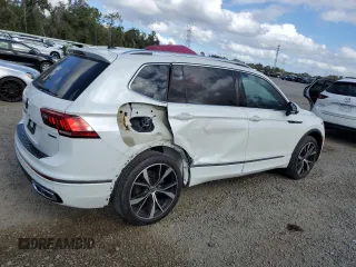 2023 Volkswagen Tiguan SEL R-Line z VIN 3VV4B7AX8PM040917, wystawiony jako Copart lot #84402084 z przebiegiem 6 905 mil mil oraz Szkoda całkowita • Salvage title. Historia ofert i sprzedaży dostępna na DreamBid. Obrazek 3.