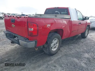 2007 Chevrolet Silverado 1500 LT w/1LT with VIN 2GCEC19J671691001, listed as a IAAI auction lot 41222623 with 453,650 mi miles. Bid and sale history available at carsss.com. Image 4.
