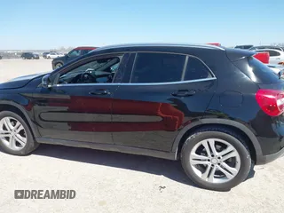 2017 Mercedes-Benz GLA 250 z VIN WDCTG4EB1HJ318574, wystawiony jako IAAI lot #41817092 z przebiegiem 120 435 mil mil oraz . Historia ofert i sprzedaży dostępna na DreamBid. Obrazek 14.