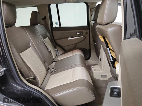 2008 Jeep Liberty Limited with VIN 1J8GN58K68W158301, listed as a Copart auction lot 49915215 with 325,021 mi miles and Clean title. Bid and sale history available at DreamBid. Image 11.