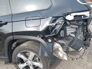 2022 Jeep Grand Cherokee Limited with VIN 1C4RJJBG8N8521335, listed as a IAAI auction lot 41010211 with 45,047 mi miles and . Bid and sale history available at DreamBid. Image 6.