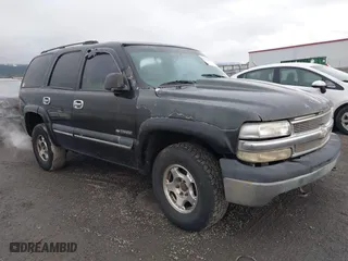 2000 Chevrolet New Tahoe LT with VIN 1GNEK13T6YJ133385, listed as a IAAI auction lot 41311157 with 301,894 mi miles. Bid and sale history available at carsss.com. Image 1.