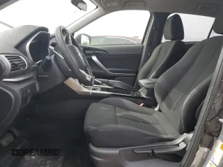 2019 Mitsubishi Eclipse Cross ES z VIN JA4AT3AA3KZ028954, wystawiony jako Copart lot #54863165 z przebiegiem 99 984 mil mil oraz Szkoda całkowita • Salvage title. Historia ofert i sprzedaży dostępna na DreamBid. Obrazek 7.