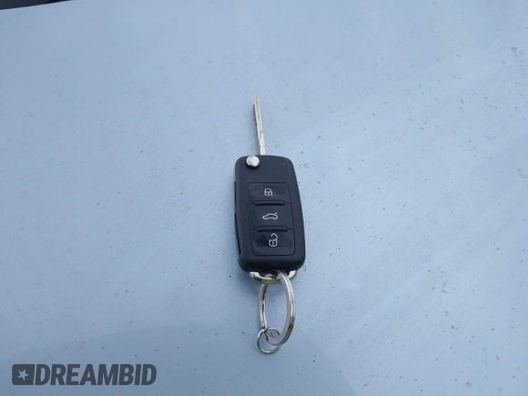 2012 Volkswagen Golf TDI with VIN WVWNM7AJ8CW139028, listed as a IAAI auction lot 42421116 with 60,776 mi miles and . Bid and sale history available at DreamBid. Image 11.