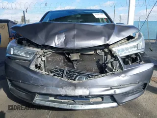 2018 Acura MDX with VIN 5J8YD3H34JL005596, listed as a IAAI auction lot 41507285 with 122,408 mi miles and . Bid and sale history available at carsss.com. Image 12.