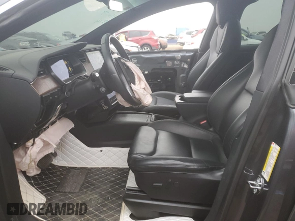 2020 Tesla Model X Long Range with VIN 5YJXCBE21LF246685, listed as a Copart auction lot 43800885 with 42,781 mi miles and Salvage Title. Bid and sale history available at DreamBid. Image 7.