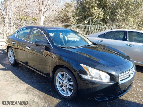 2014 Nissan Maxima 3.5 SV with VIN 1N4AA5AP0EC438622, listed as a IAAI auction lot 41429380 with 117,979 mi miles. Bid and sale history available at carsss.com. Image 1.