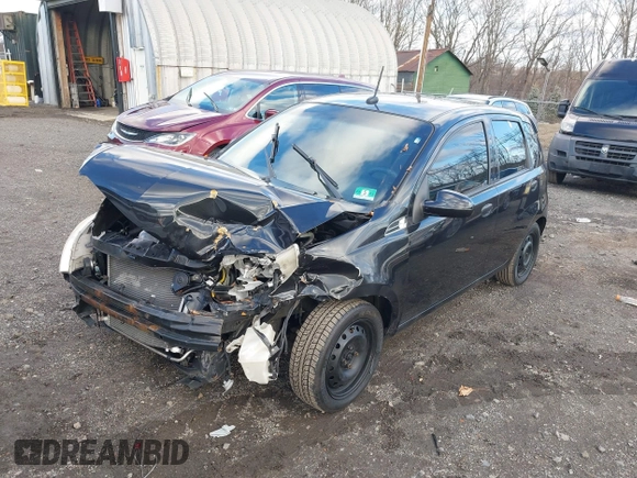2010 Chevrolet Aveo 2LT z VIN KL1TG6DE1AB098423, wystawiony jako IAAI lot #41225080 z przebiegiem 107 339 mil mil oraz . Historia ofert i sprzedaży dostępna na DreamBid. Obrazek 6.