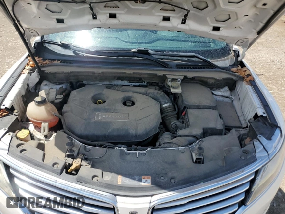 2017 Lincoln MKC Reserve with VIN 5LMCJ3C95HUL03813, listed as a Copart auction lot 55689815 with 149,766 mi miles and Salvage title. Bid and sale history available at DreamBid. Image 12.