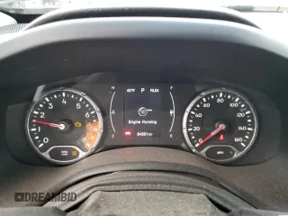 2017 Jeep Renegade Sport with VIN ZACCJBAB9HPF67335, listed as a Copart auction lot 42706375 with 94,351 mi miles and Salvage title. Bid and sale history available at DreamBid. Image 9.