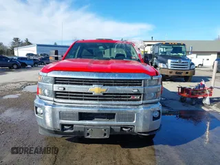 2017 Chevrolet Silverado 3500HD LT with VIN 1GC1KZEG4HF180455, listed as a IAAI auction lot 41623294 with 173,443 mi miles. Bid and sale history available at carsss.com. Image 12.