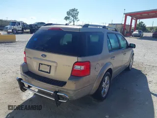2007 Ford Freestyle Limited with VIN 1FMDK06177GA01610, listed as a IAAI auction lot 41440365 with 94,113 mi miles. Bid and sale history available at carsss.com. Image 4.
