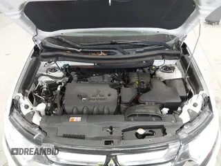 2018 Mitsubishi Outlander ES z VIN JA4AZ2A34JZ008883, wystawiony jako IAAI lot #42288285 z przebiegiem 65 554 mil mil oraz . Historia ofert i sprzedaży dostępna na DreamBid. Obrazek 10.