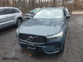 2024 Volvo XC60 Plus Dark Theme with VIN YV4L12RL5R1840752, listed as a IAAI auction lot 41839018 with 6,530 mi miles. Bid and sale history available at carsss.com. Image 12.