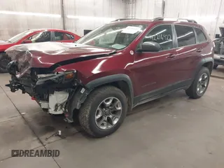 2019 Jeep Cherokee Trailhawk with VIN 1C4PJMBX7KD200267, listed as a IAAI auction lot 42216422 with Not provided miles and . Bid and sale history available at DreamBid. Image 2.