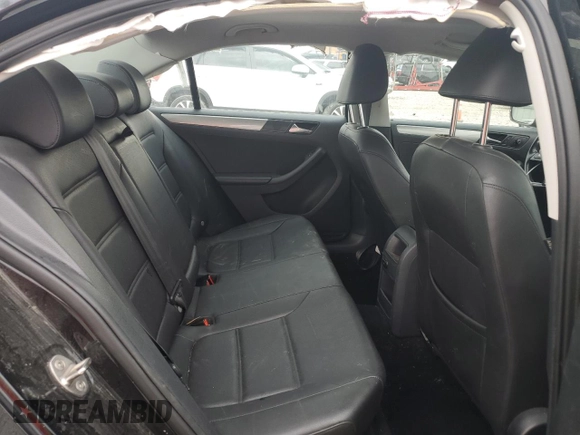 2015 Volkswagen Jetta SE with VIN 3VWD17AJXFM325546, listed as a Copart auction lot 62330395 with 119,727 mi miles and Salvage title. Bid and sale history available at DreamBid. Image 10.