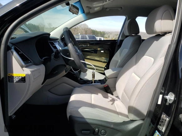 2017 Hyundai Tucson SE with VIN KM8J33A47HU401866, listed as a Copart auction lot 49777715 with 103,316 mi miles and Salvage Title. Bid and sale history available at DreamBid. Image 7.