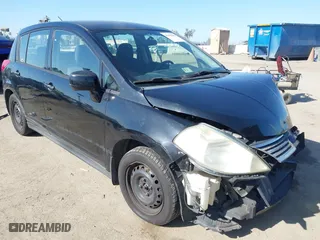 2008 Nissan Versa 1.8 S with VIN 3N1BC13E28L454216, listed as a IAAI auction lot 41992366 with 195,288 mi miles. Bid and sale history available at carsss.com. Image 1.
