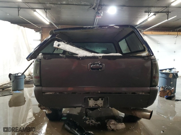 2007 Chevrolet Silverado 2500HD Classic LT3 with VIN 1GCHK23D67F135000, listed as a Copart auction lot 87384794 with 322,325 mi miles and Salvage Title. Bid and sale history available at carsss.com. Image 6.