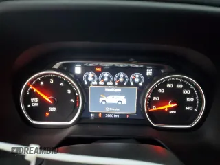 2021 Chevrolet Suburban Premier with VIN 1GNSKFKD6MR364549, listed as a Copart auction lot 80690304 with 38,801 mi miles and Clean Title. Bid and sale history available at carsss.com. Image 9.