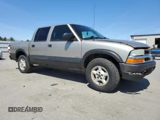 2004 Chevrolet S-10 LS with VIN 1GCDT13X44K113046, listed as a Copart auction lot 53899735 with 149,144 mi miles and Clean Title. Bid and sale history available at DreamBid. Image 4.
