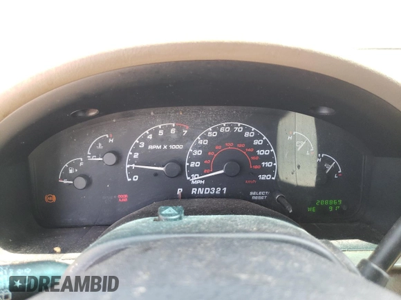 2002 Ford Explorer XLT с VIN 1FMZU63K02UD60484, выставлен на аукционе Copart как лот 57125655 с пробегом 288 869 миль миль и Списание • Salvage title. История ставок и продаж доступна на DreamBid. Изображение 9.