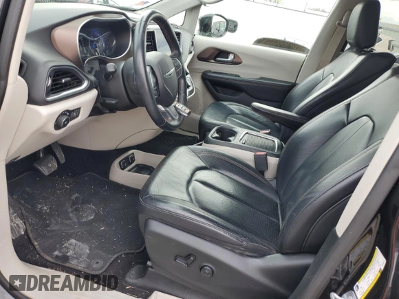 2018 Chrysler Pacifica Touring L Plus z VIN 2C4RC1EG0JR130216, wystawiony jako Copart lot #50778905 z przebiegiem 96 130 mil mil oraz Szkoda całkowita • Salvage title. Historia ofert i sprzedaży dostępna na DreamBid. Obrazek 7.