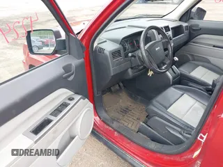 2007 Jeep Patriot Limited с VIN 1J8FF48W17D279124, выставлен на аукционе IAAI как лот 42244380 с пробегом 133 031 миль миль и . История ставок и продаж доступна на DreamBid. Изображение 5.