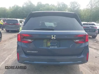 2025 Honda Odyssey EX-L z VIN 5FNRL6H68SB018745, wystawiony jako IAAI lot #42416672 z przebiegiem 6 019 mil mil oraz . Historia ofert i sprzedaży dostępna na DreamBid. Obrazek 17.