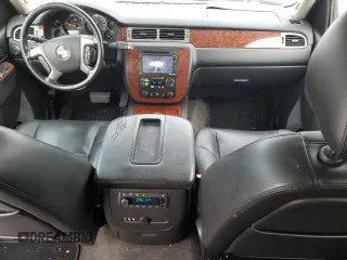 2014 Chevrolet Tahoe LTZ z VIN 1GNSCCE08ER159286, wystawiony jako Copart lot #80336434 z przebiegiem 182 643 mil mil oraz Szkoda całkowita • Salvage title. Historia ofert i sprzedaży dostępna na DreamBid. Obrazek 8.