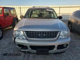 2004 Ford Explorer XLT z VIN 1FMZU73WX4ZA98942, wystawiony jako Copart lot #85046544 z przebiegiem 108 909 mil mil oraz Szkoda całkowita • Salvage title. Historia ofert i sprzedaży dostępna na DreamBid. Obrazek 5.