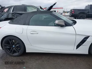 2020 BMW Z4 sDriveM40i with VIN WBAHF9C05LWW41161, listed as a IAAI auction lot 41505170 with 36,133 mi miles. Bid and sale history available at carsss.com. Image 14.